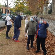 Excursió amb mascaretes dels residents de Les Hortènsies